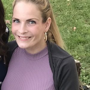 Meet your Posher, Avery